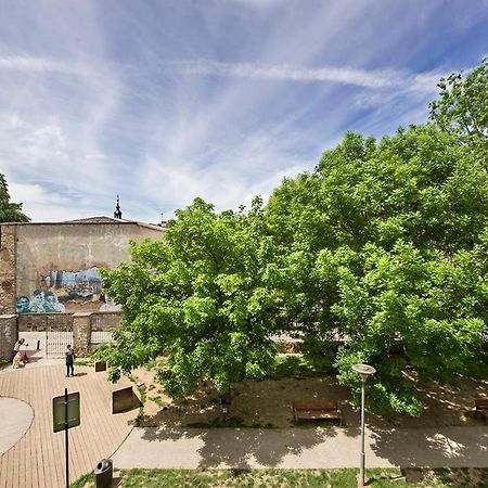 La Casa De Santa Maria Estudios Vitoria-Gasteiz Exteriör bild